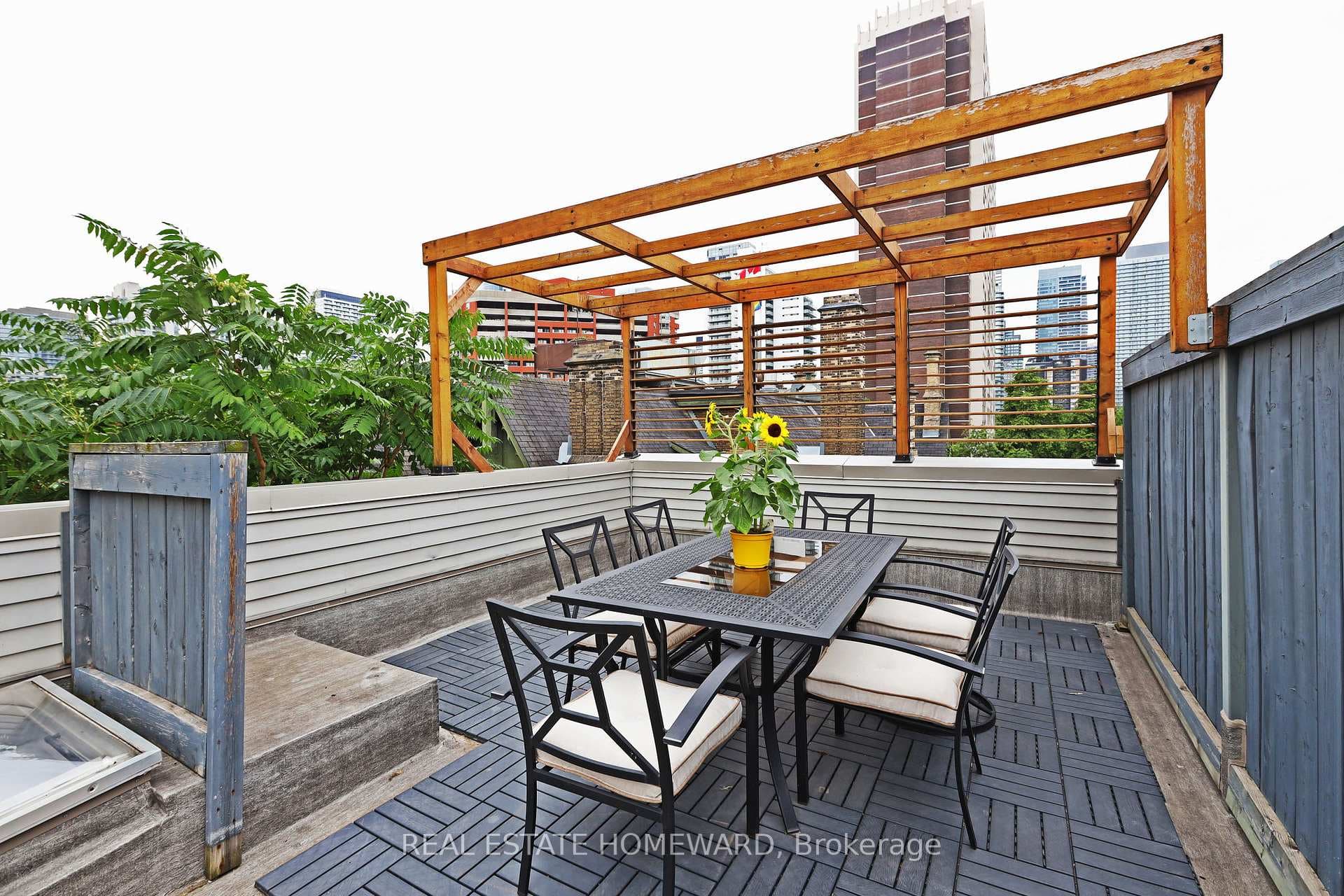 6 Wellesley Place Unit 30 photo 25