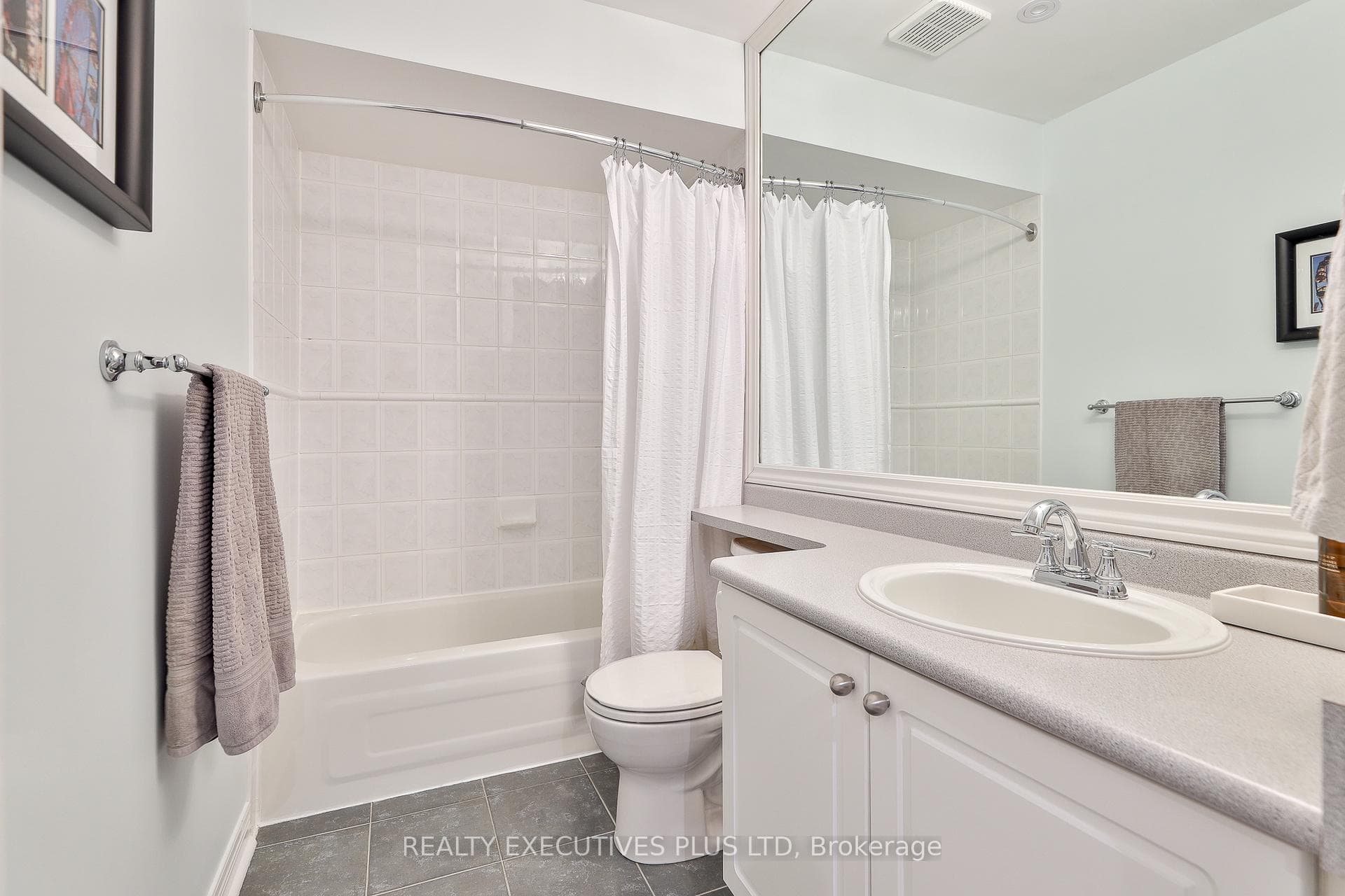 35 Massey Street Unit 2 photo 34