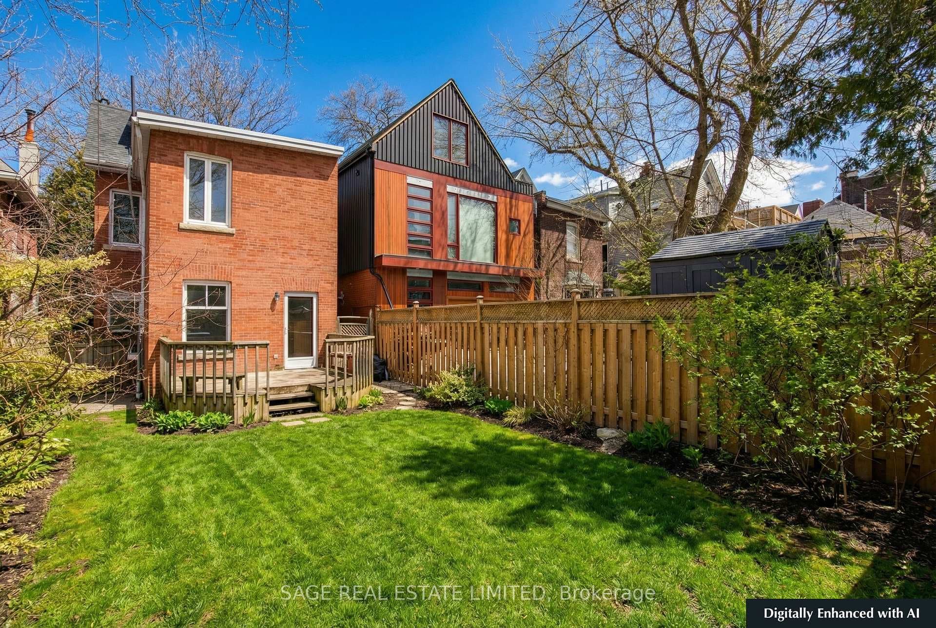 22 Simpson Avenue photo 37