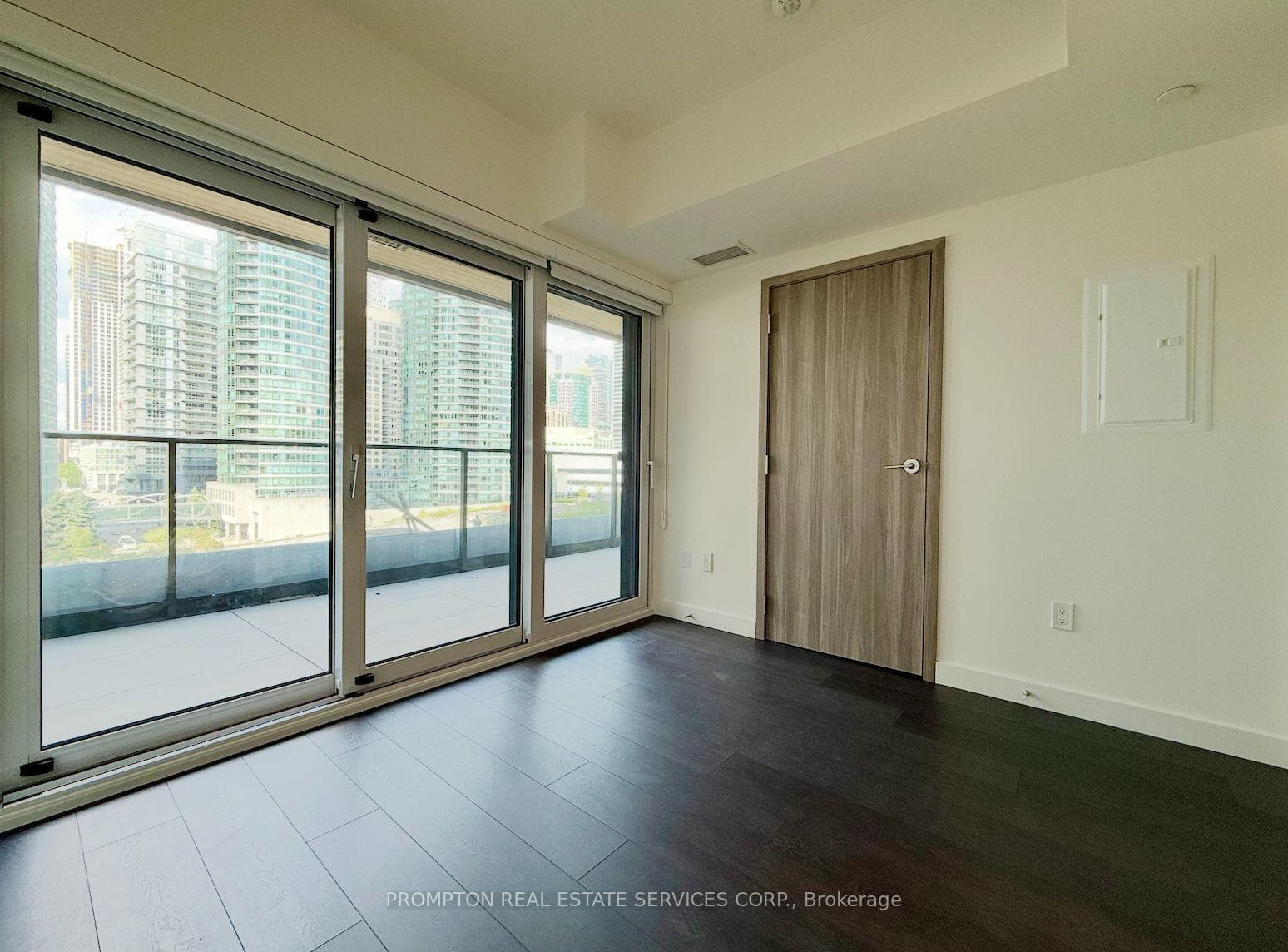 1 Concord Cityplace Way Unit 503 photo 14