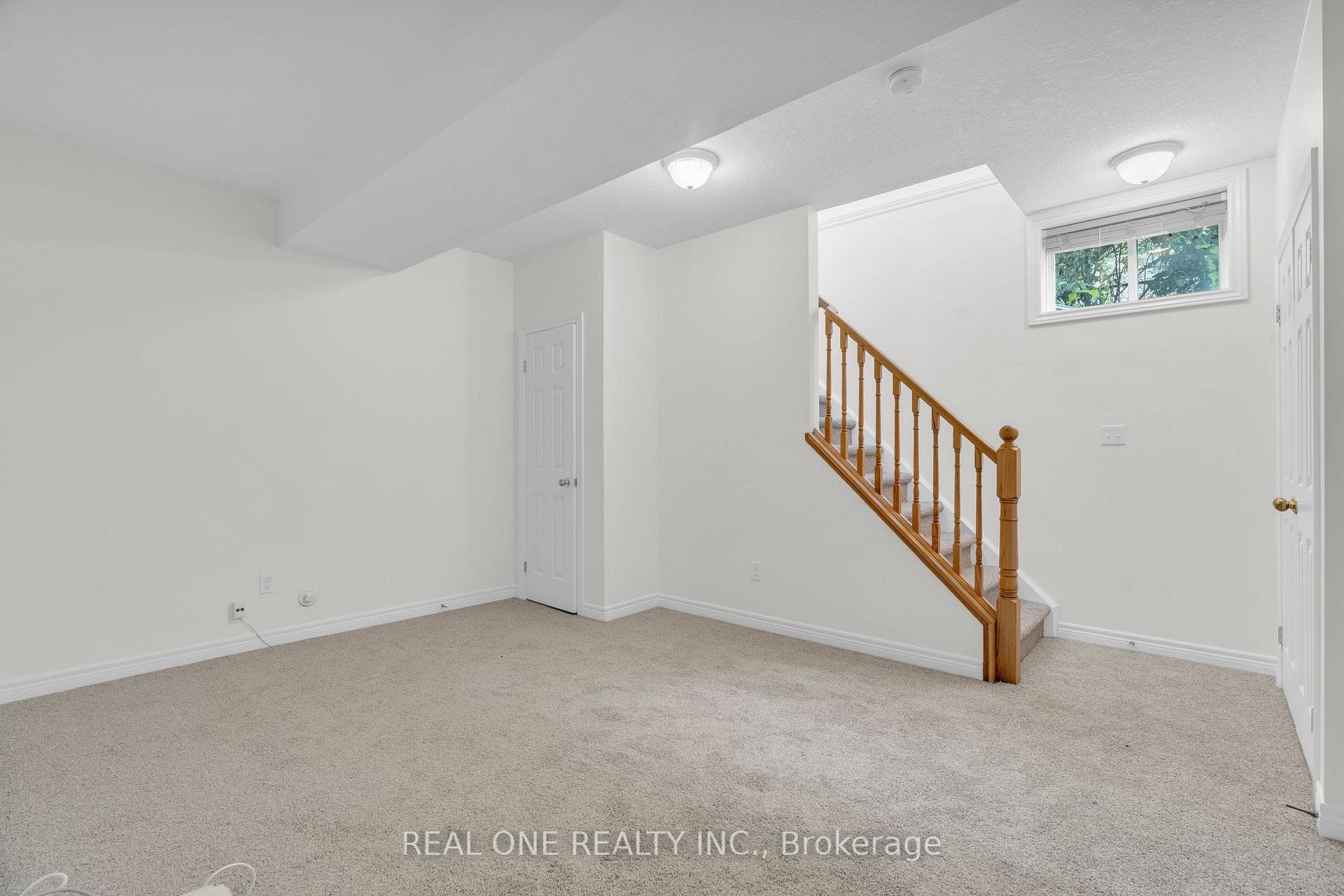 372 Eastview Road Unit Basement photo 4