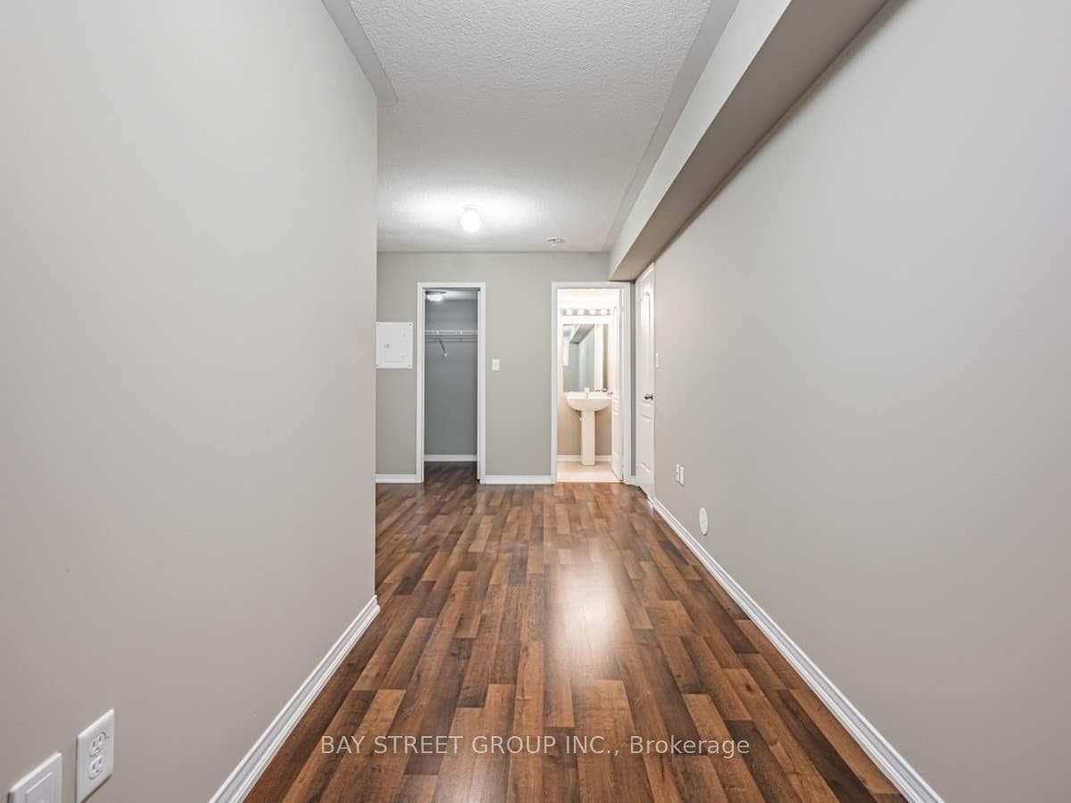 2500 Post Road Unit 8 photo 18