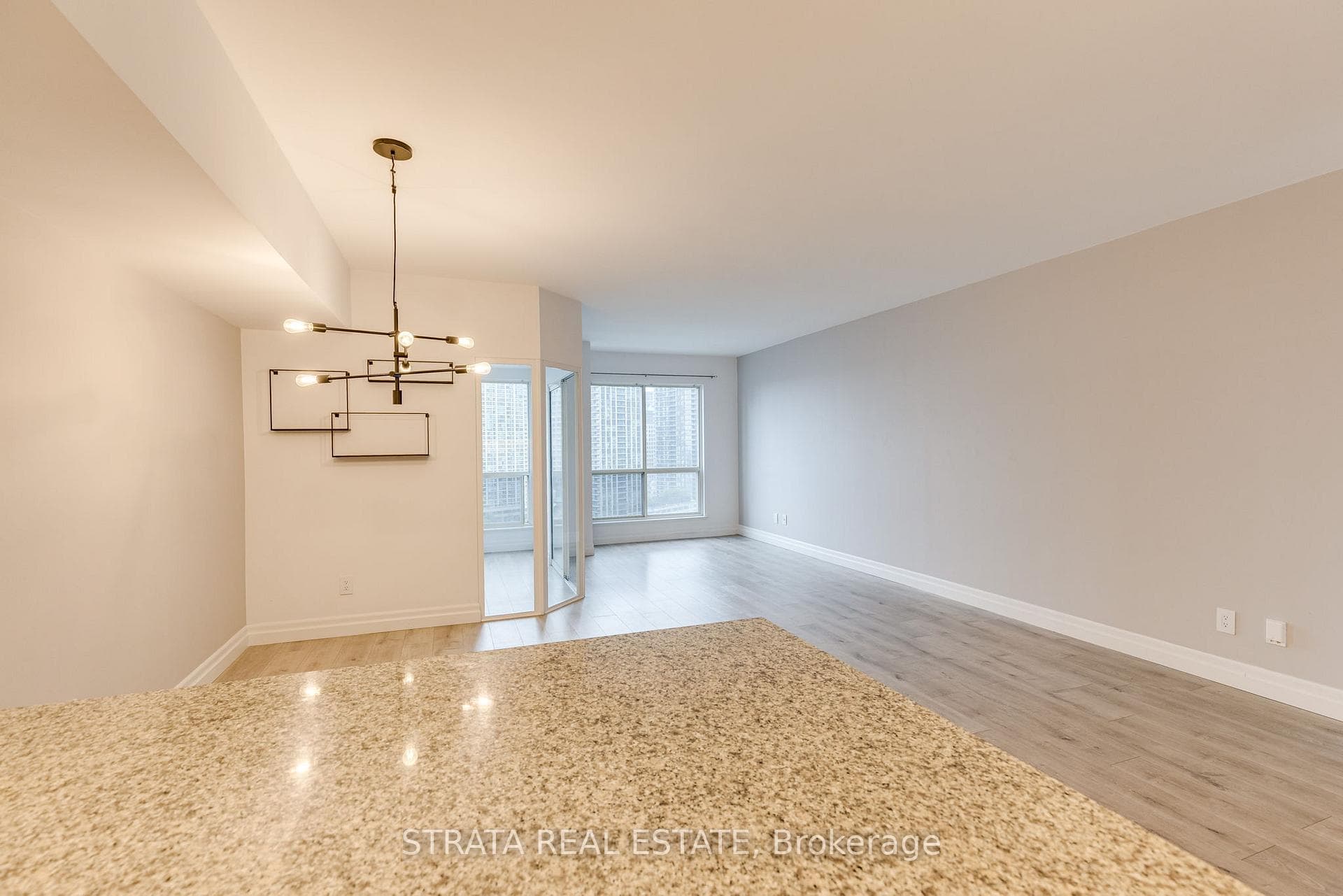 25 The Esplanade N/A Unit 1701 photo 6