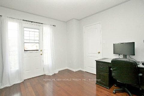 39 Maroon Drive photo 10