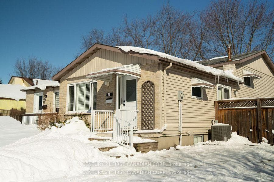 71 Adswood Road photo 3