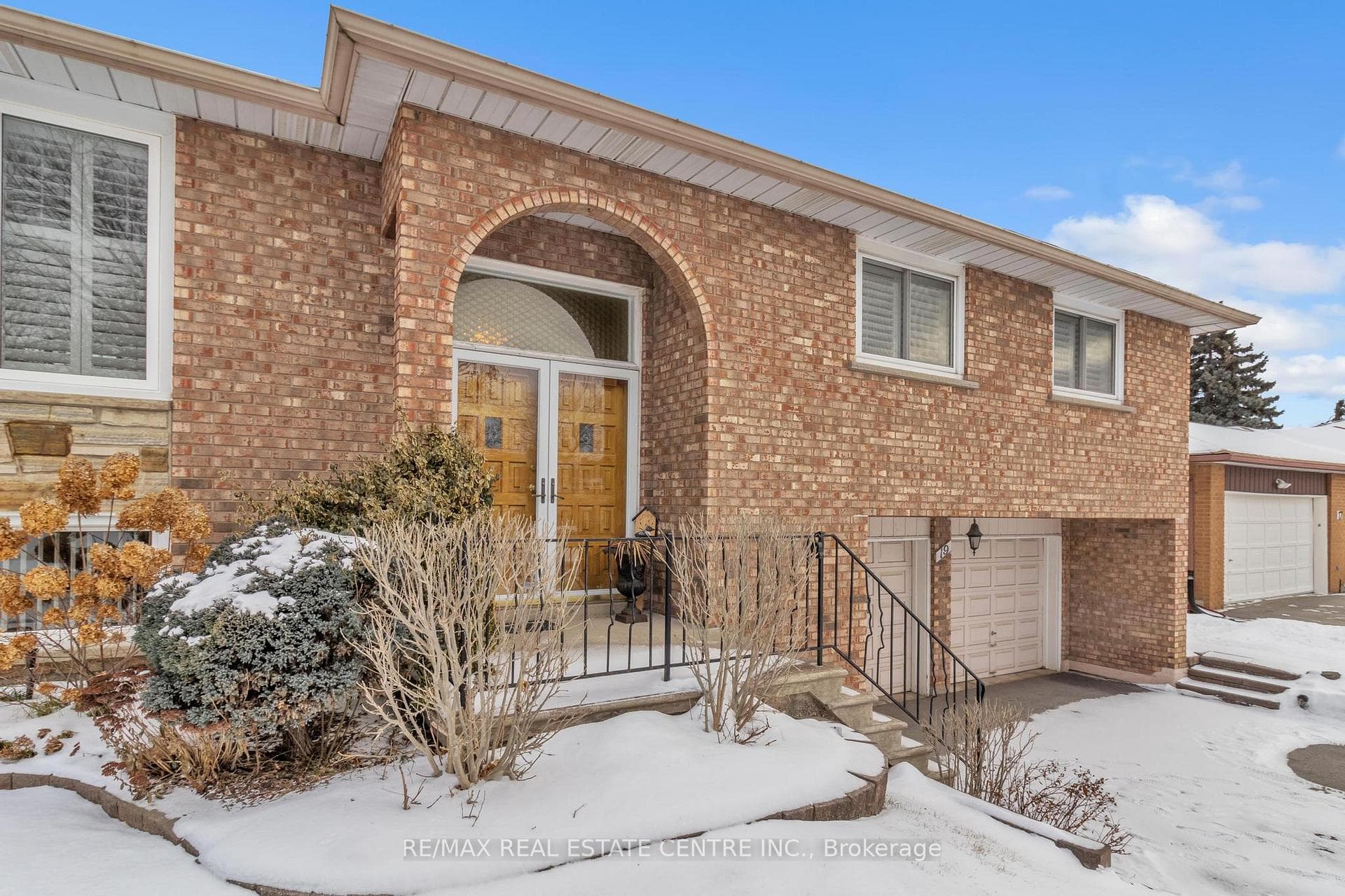 19 Meadowland Gate photo 4
