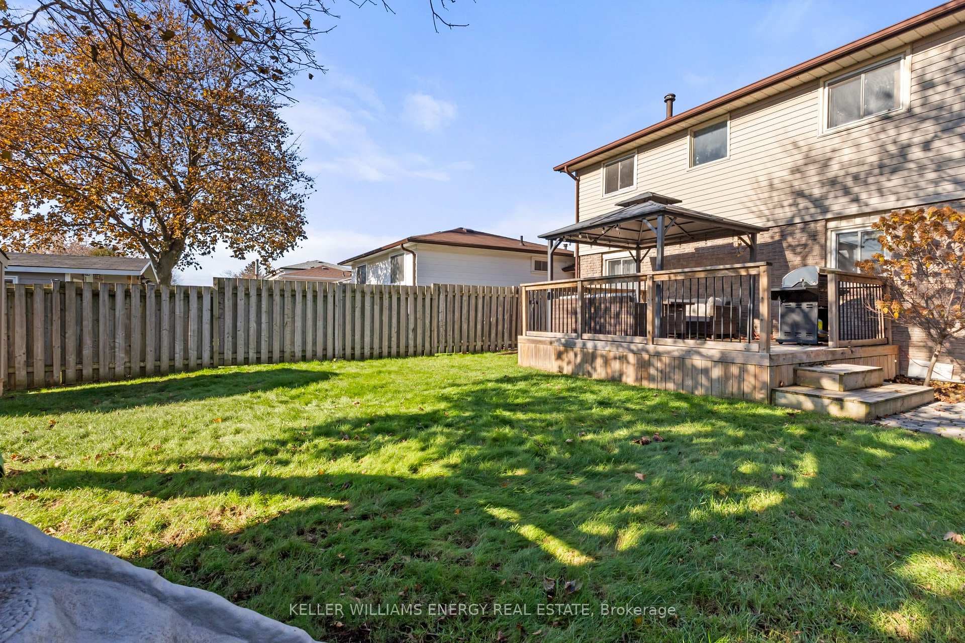 11 Hobbs Drive photo 39