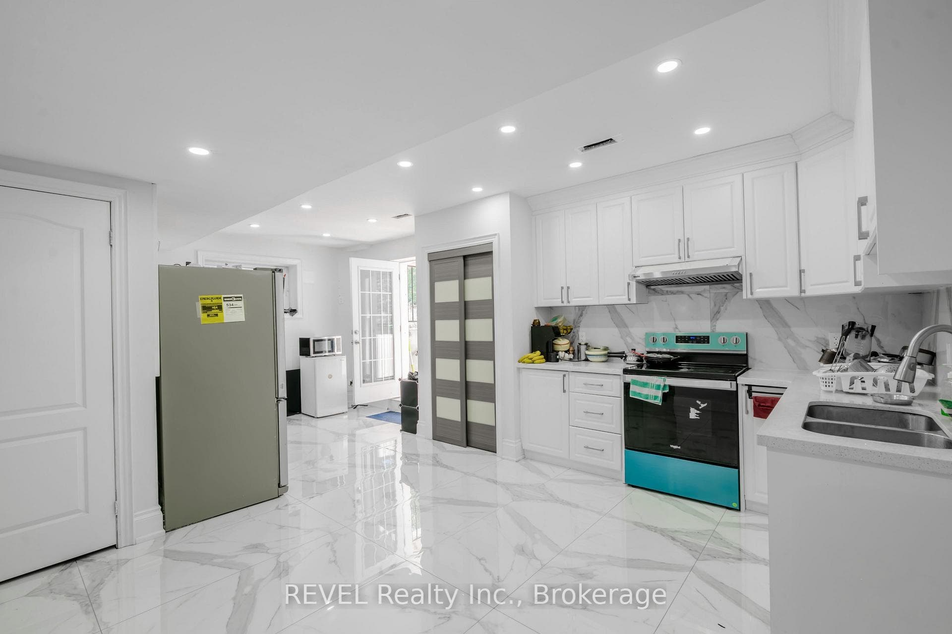 8619 Chickory Trail photo 25