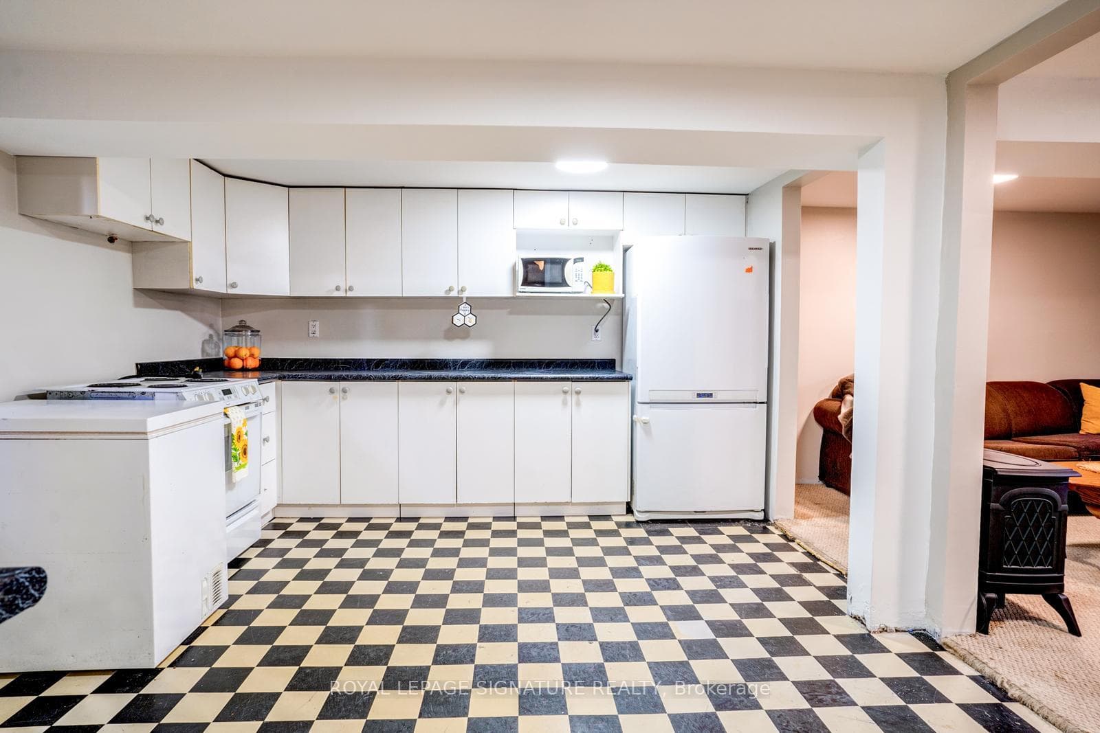 39 McCaul Street photo 20