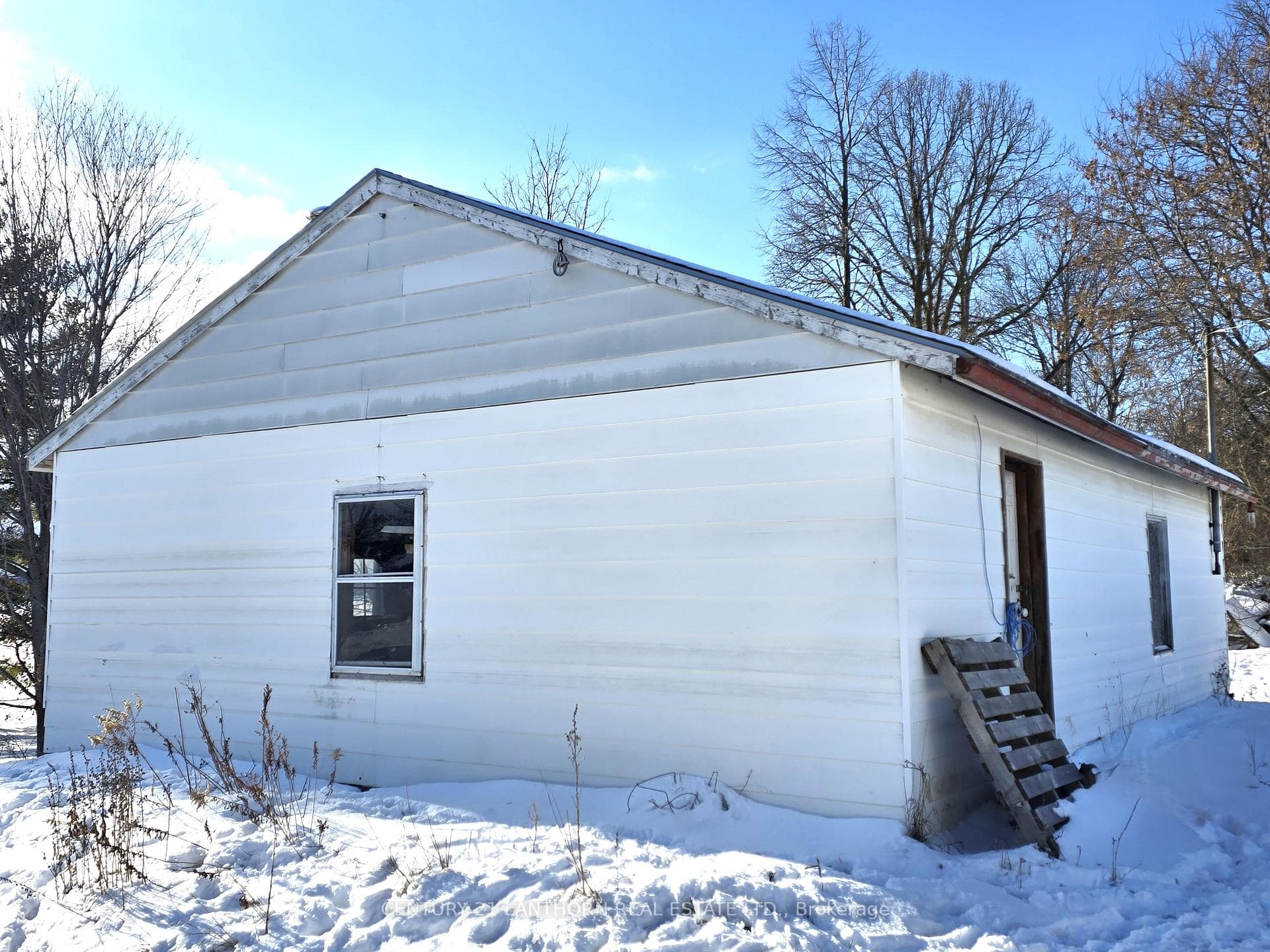 87 Rorabeck Road photo 32
