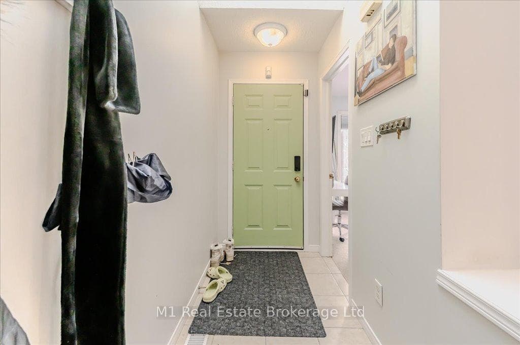 19 Gibbs Crescent photo 4
