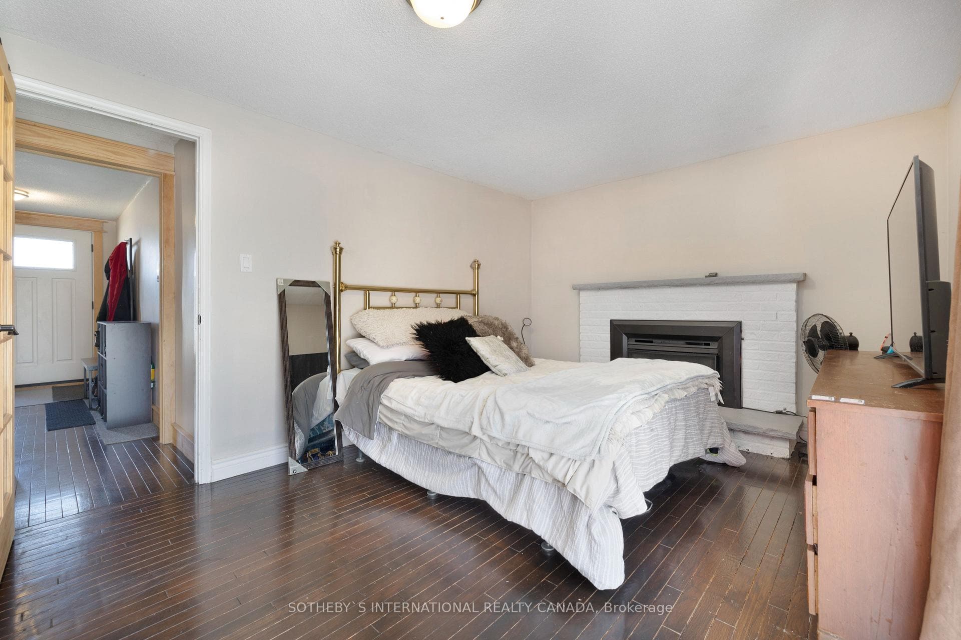 9 Aldergrove Circle photo 24