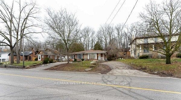 368 Fountain Street photo 1