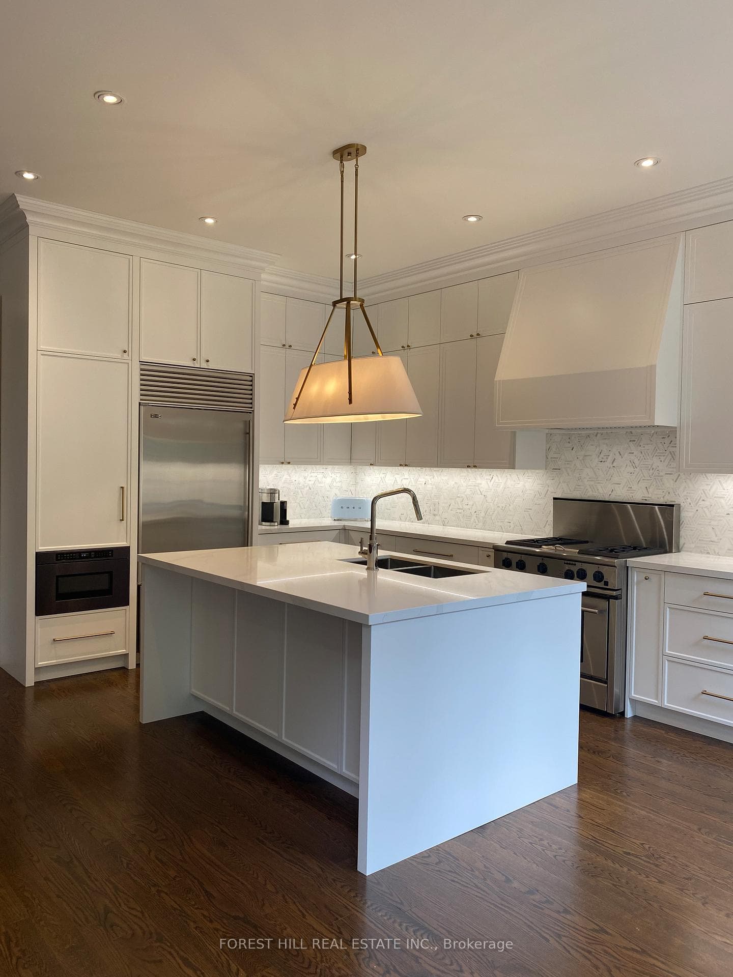 382 Bedford Park Avenue photo 8