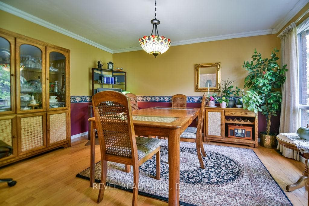 222 Earl Street photo 18