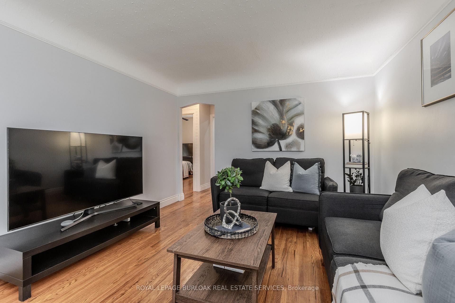 187 East 25th Street photo 18
