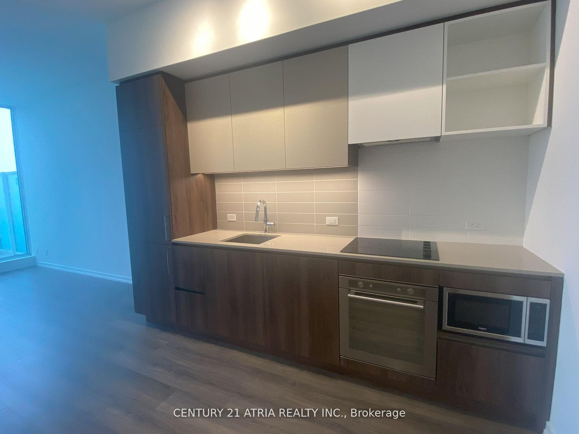 7890 Jane Street Unit 803 photo 11