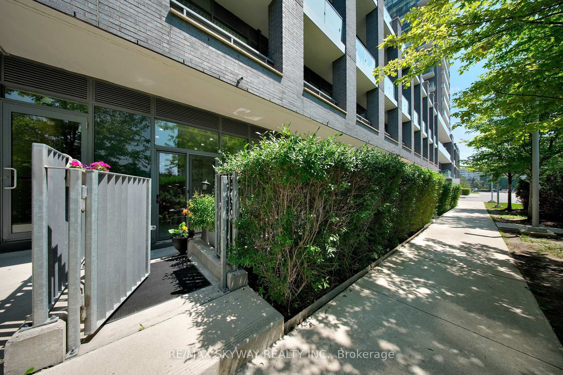 6 sonic Way Unit 103 photo 23