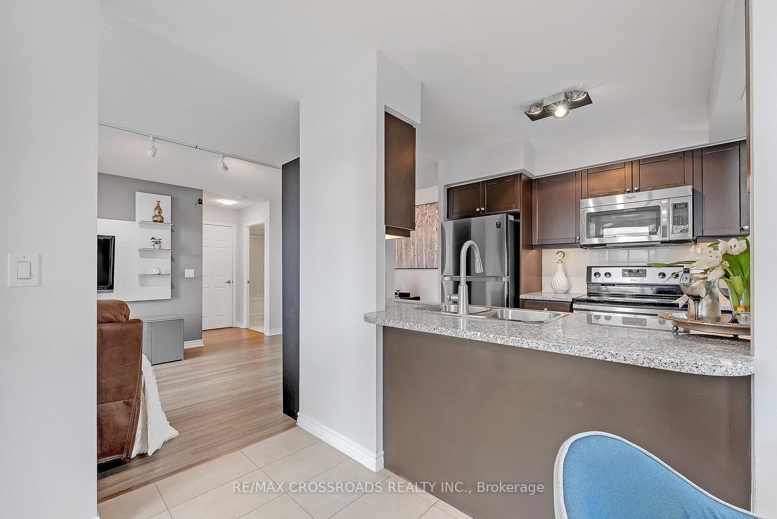 19 Grand Trunk Crescent Unit 2710 photo 6