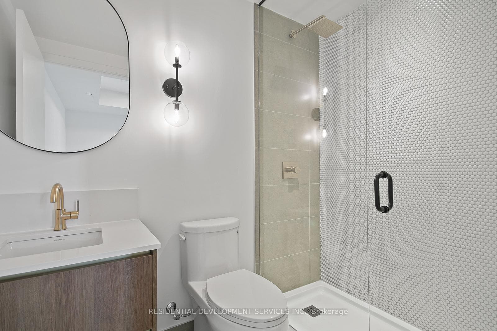 1285 Queen Street Unit 516 photo 16