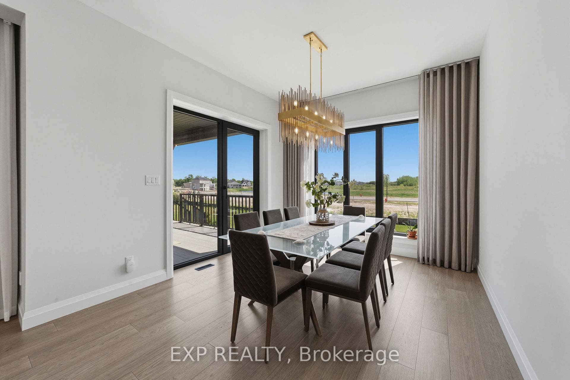113 Edgewater Boulevard photo 14
