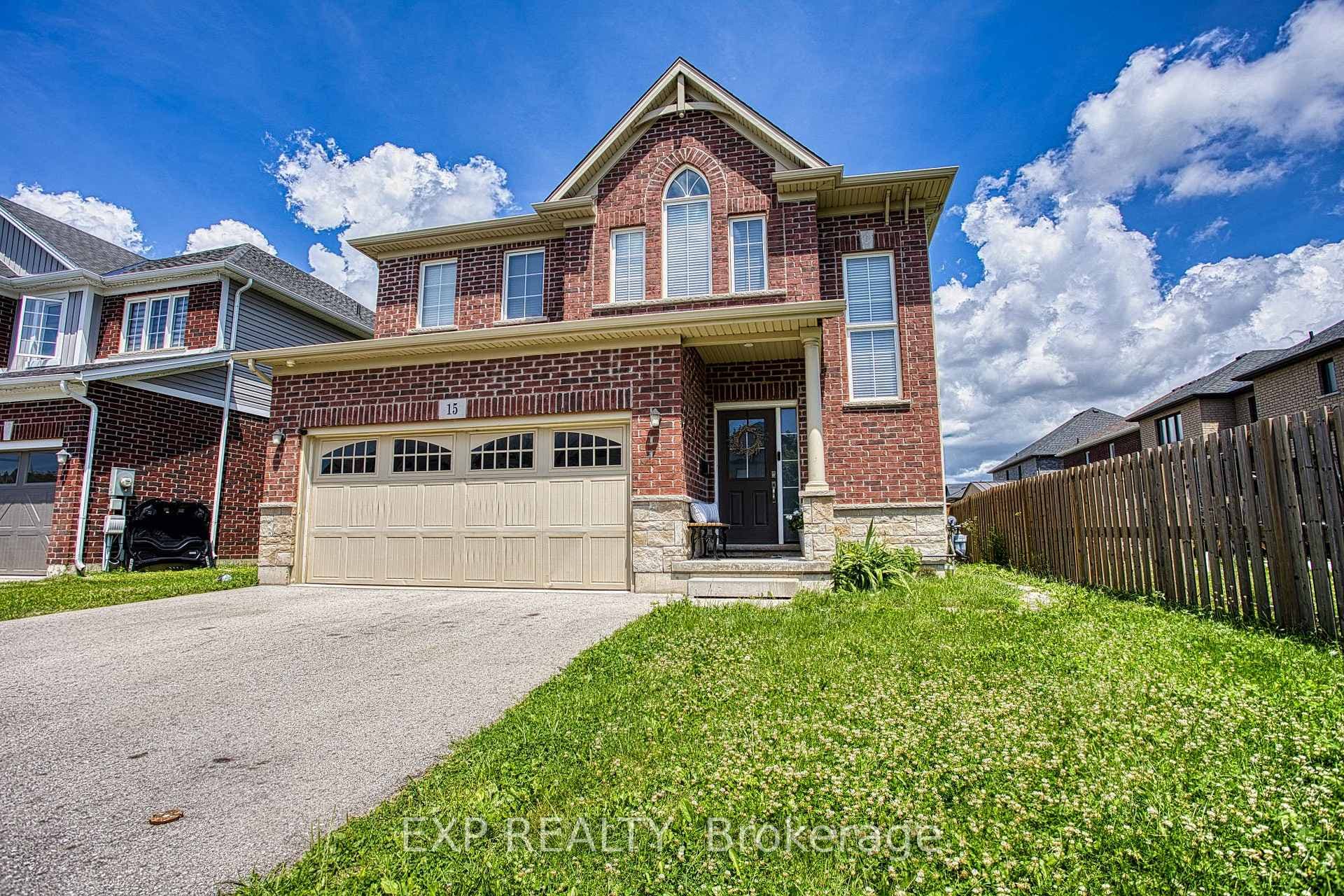 15 Riley Avenue Unit Lower photo 1