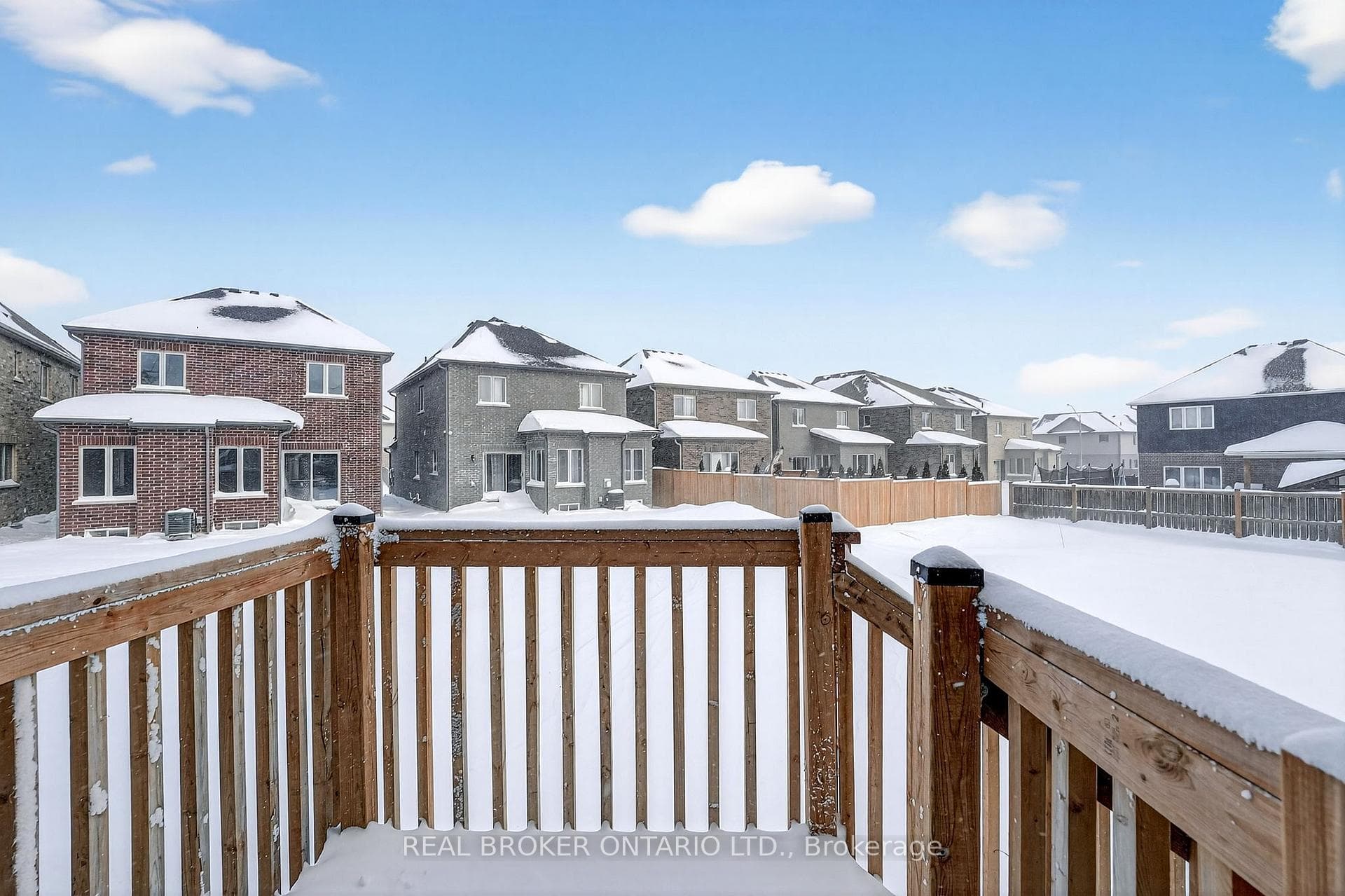 45 Sapphire Way photo 36
