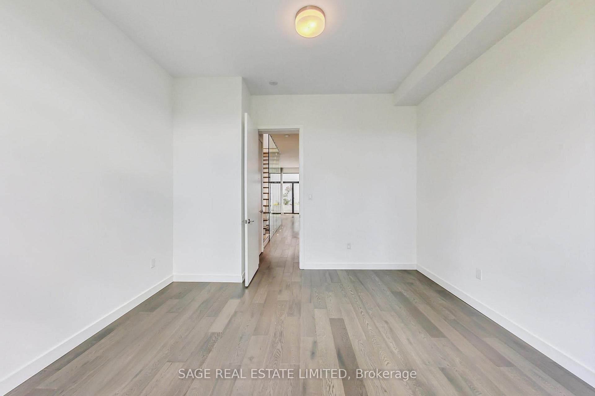 478 Shaw Street photo 12