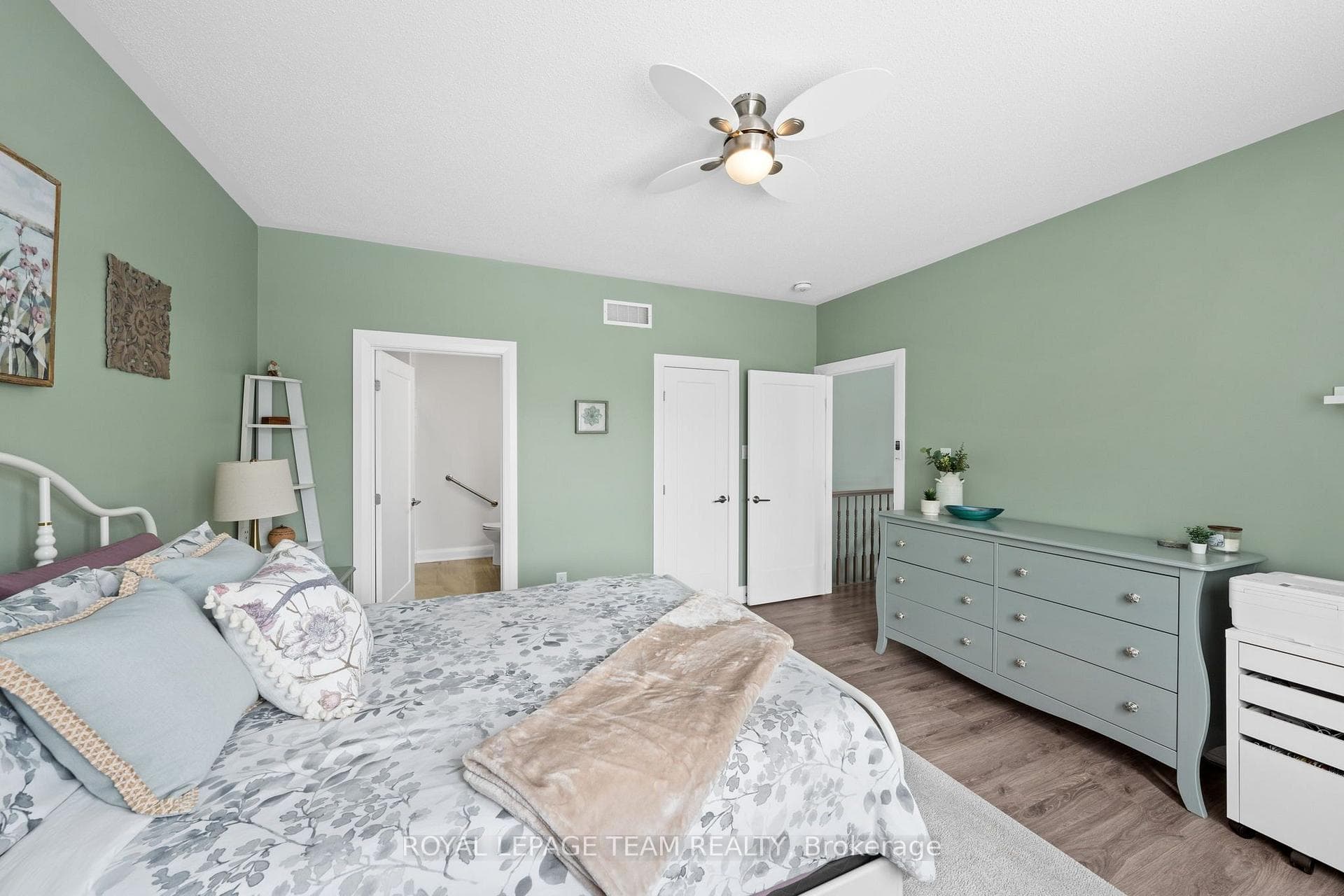 111 Dun Skipper Drive photo 20