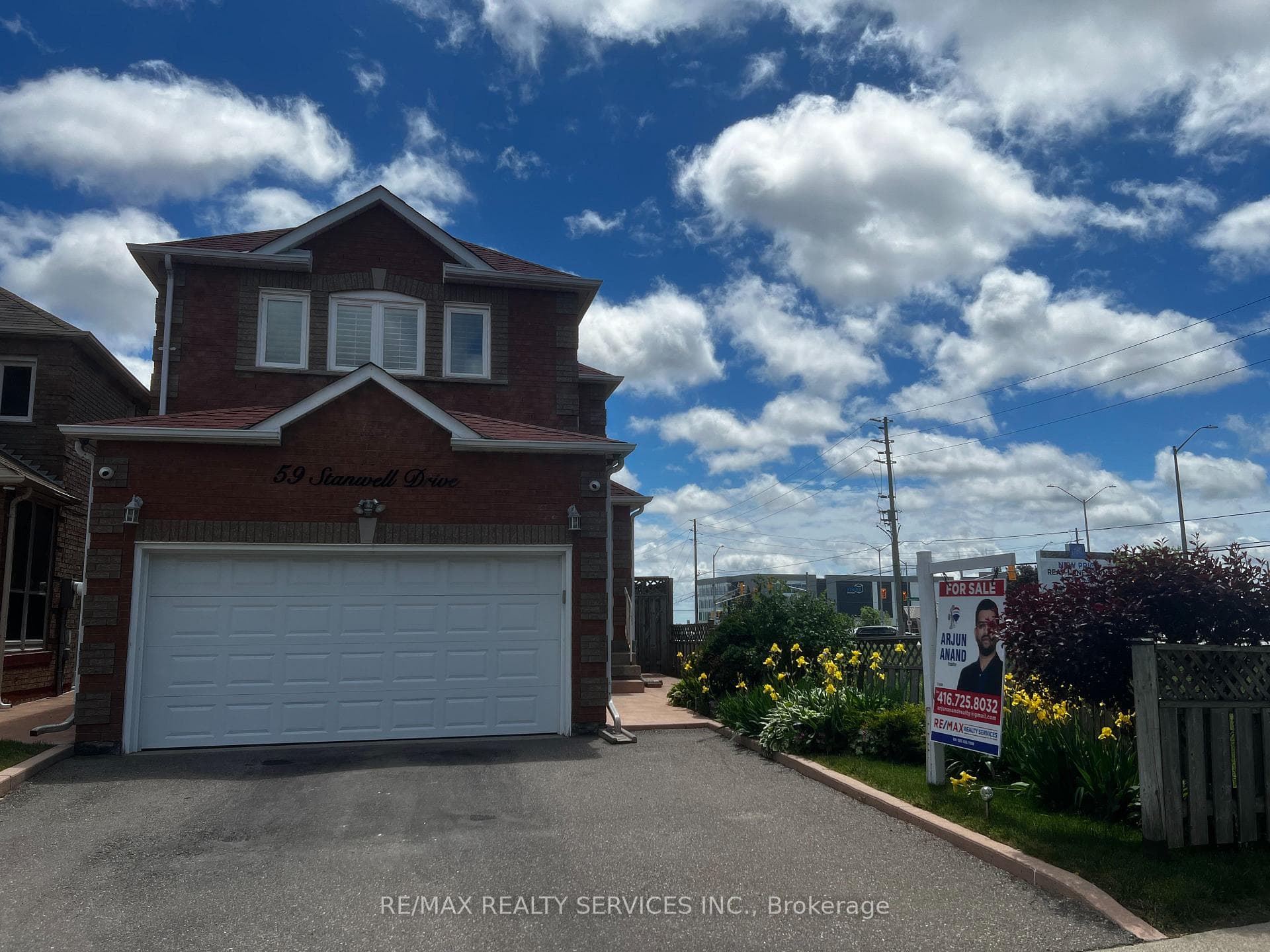 59 Stanwell Drive photo 1