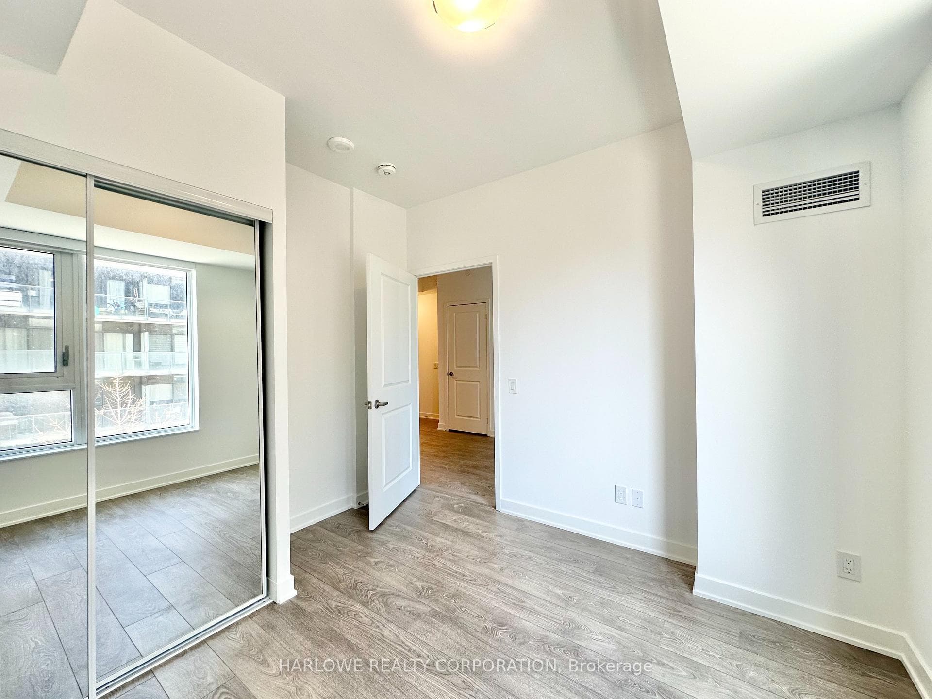 543 Richmond Street Unit 412 photo 7