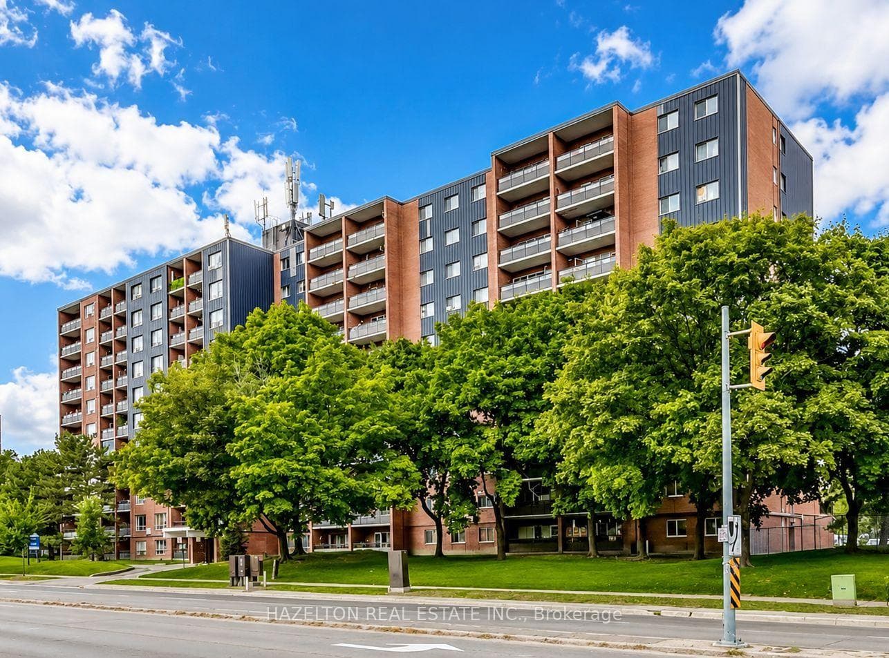 1665 Bloor Street Unit 702 photo 13