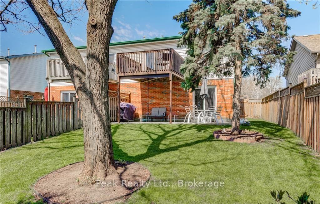 441 Nelson Street photo 44