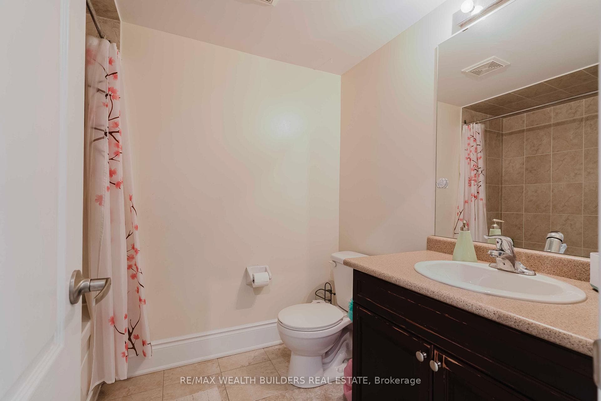 4 Piece Bathroom - 2nd Floor