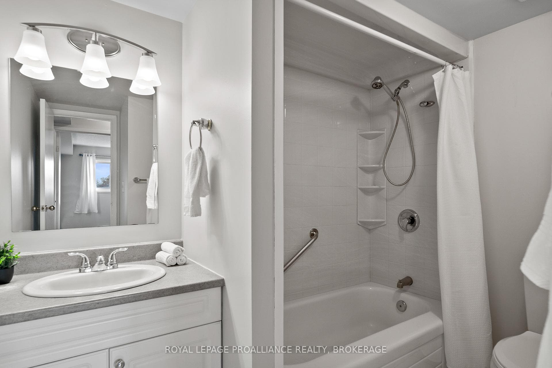 580 Armstrong Road Unit 301 photo 28