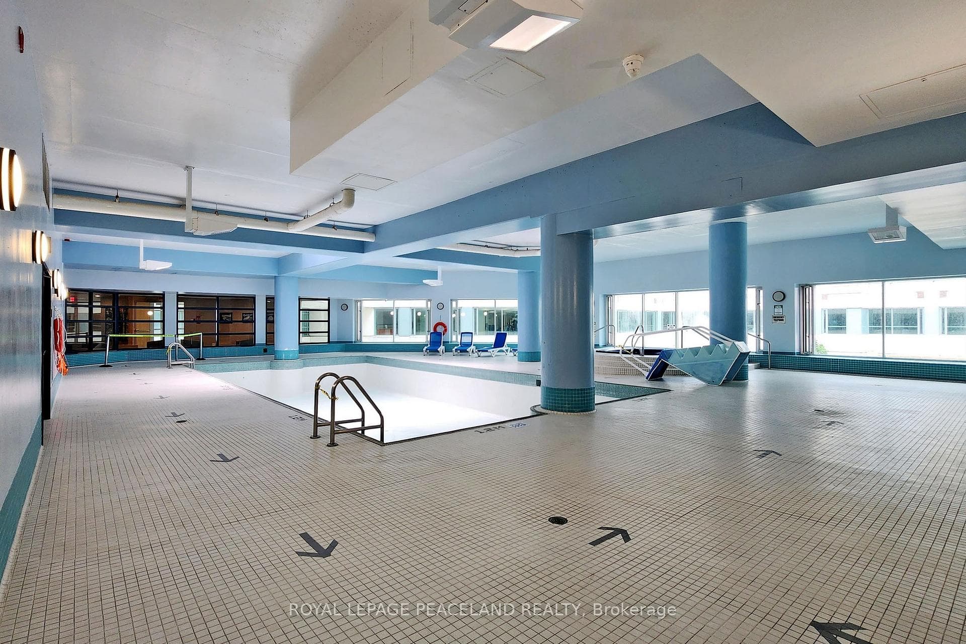 10 Queens Quay Unit 1009 photo 30