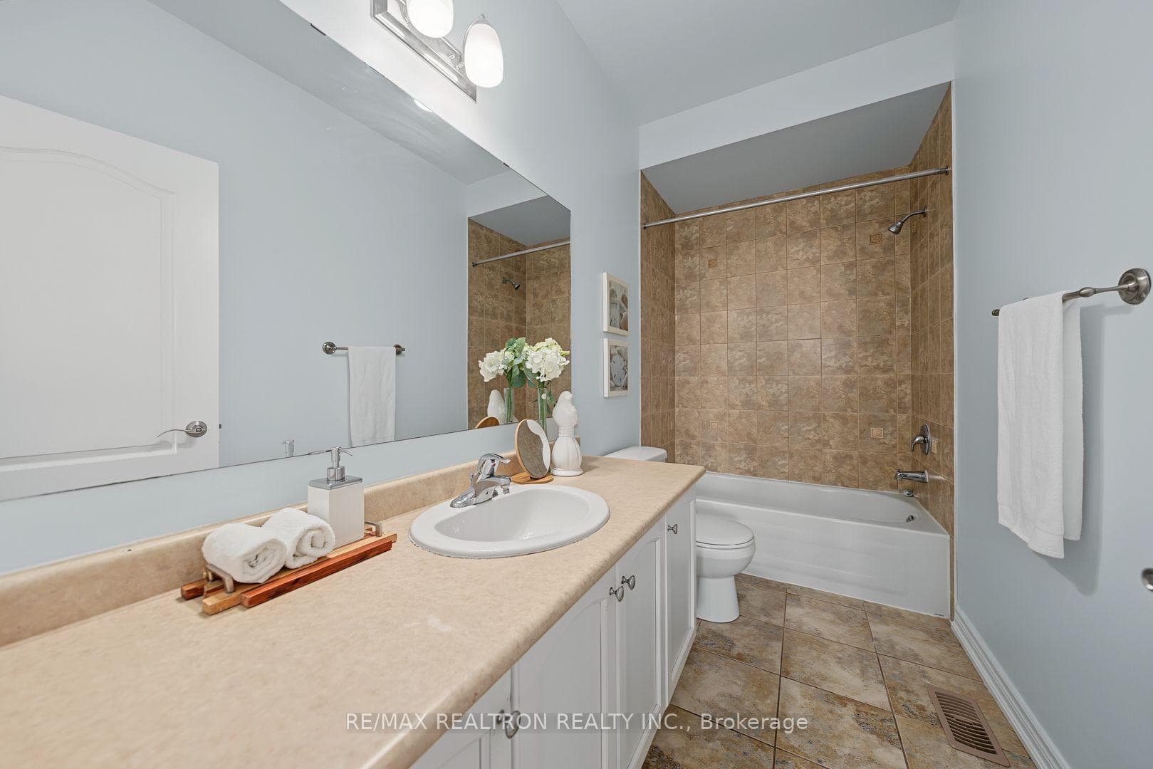 28 Brightside Avenue photo 32
