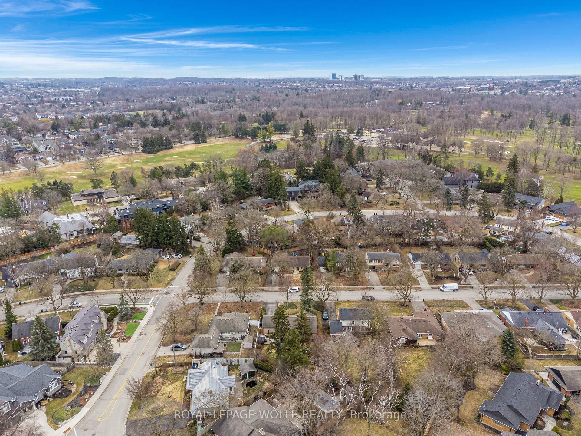 226 Forsyth Drive photo 48