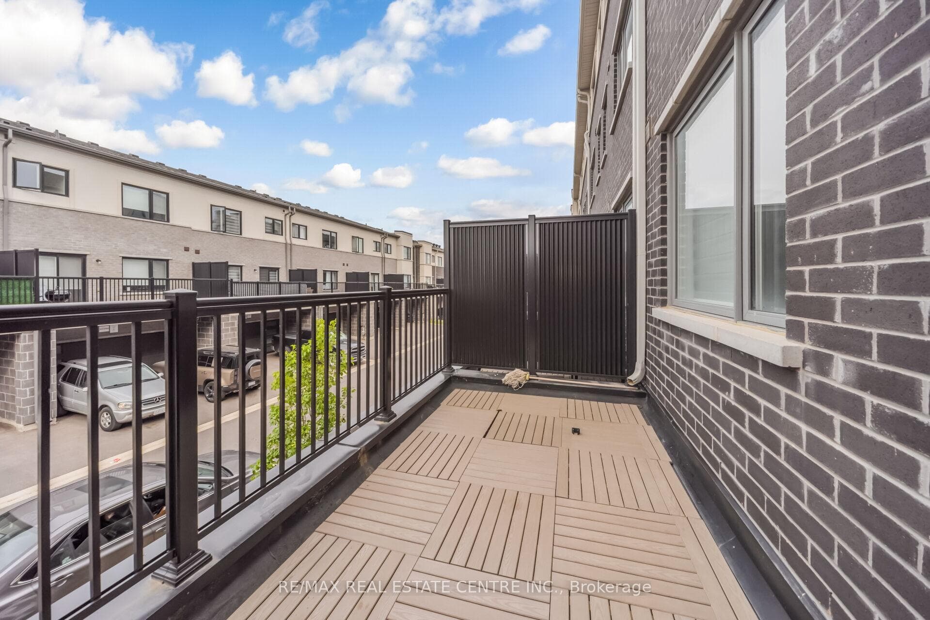 30 Lambert Lane photo 15