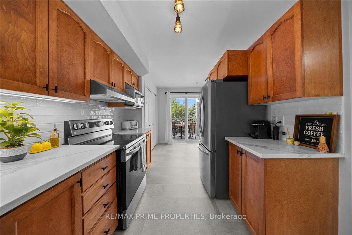 793 Longfields Drive photo 22