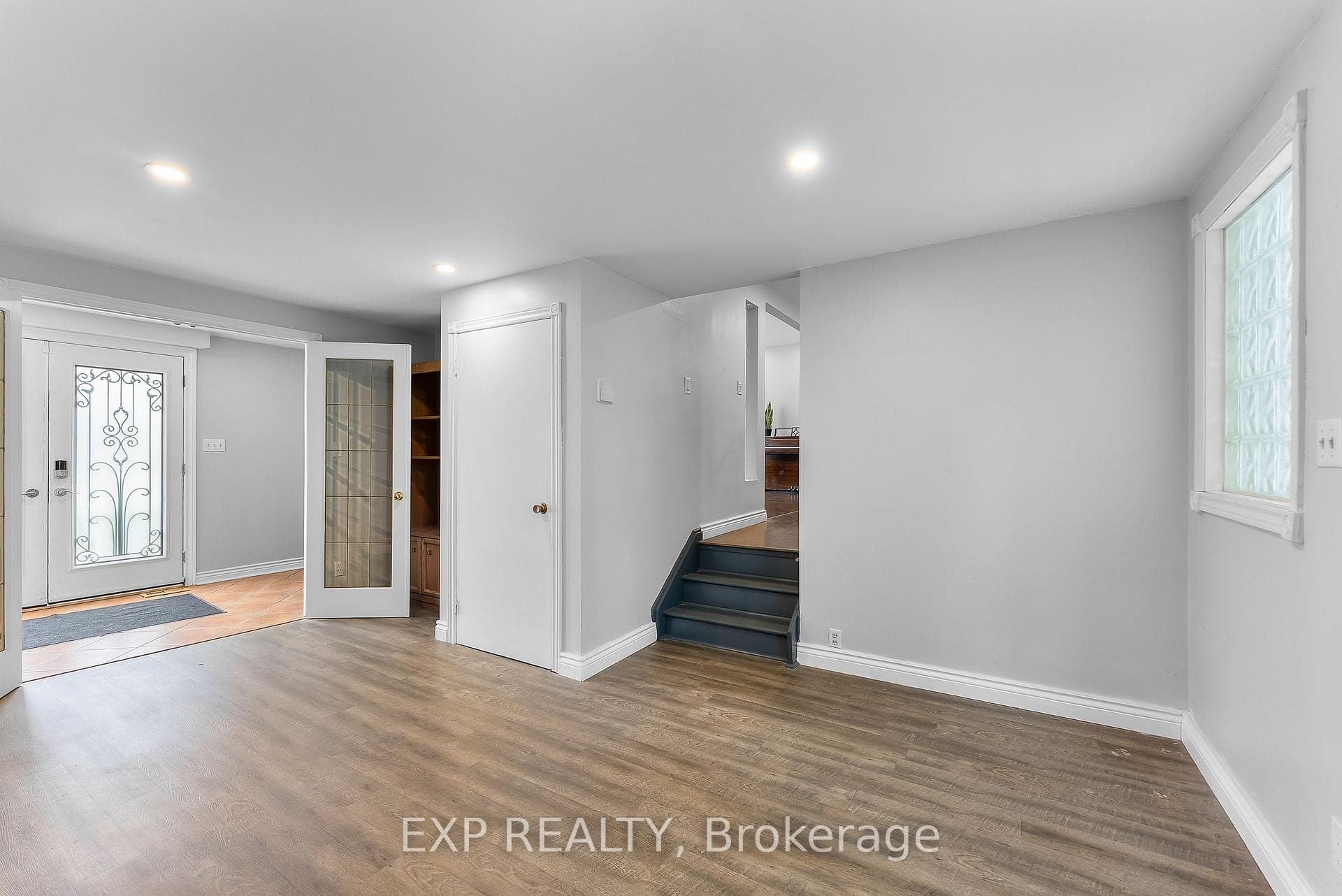 6937 Waterloo Drive photo 17