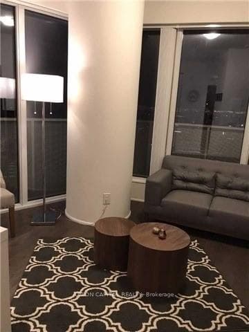 88 Harbour Street Unit 7002 photo 9