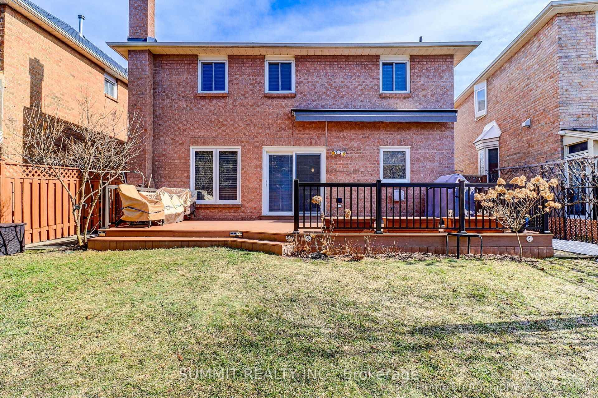 487 Bud Gregory Boulevard photo 5