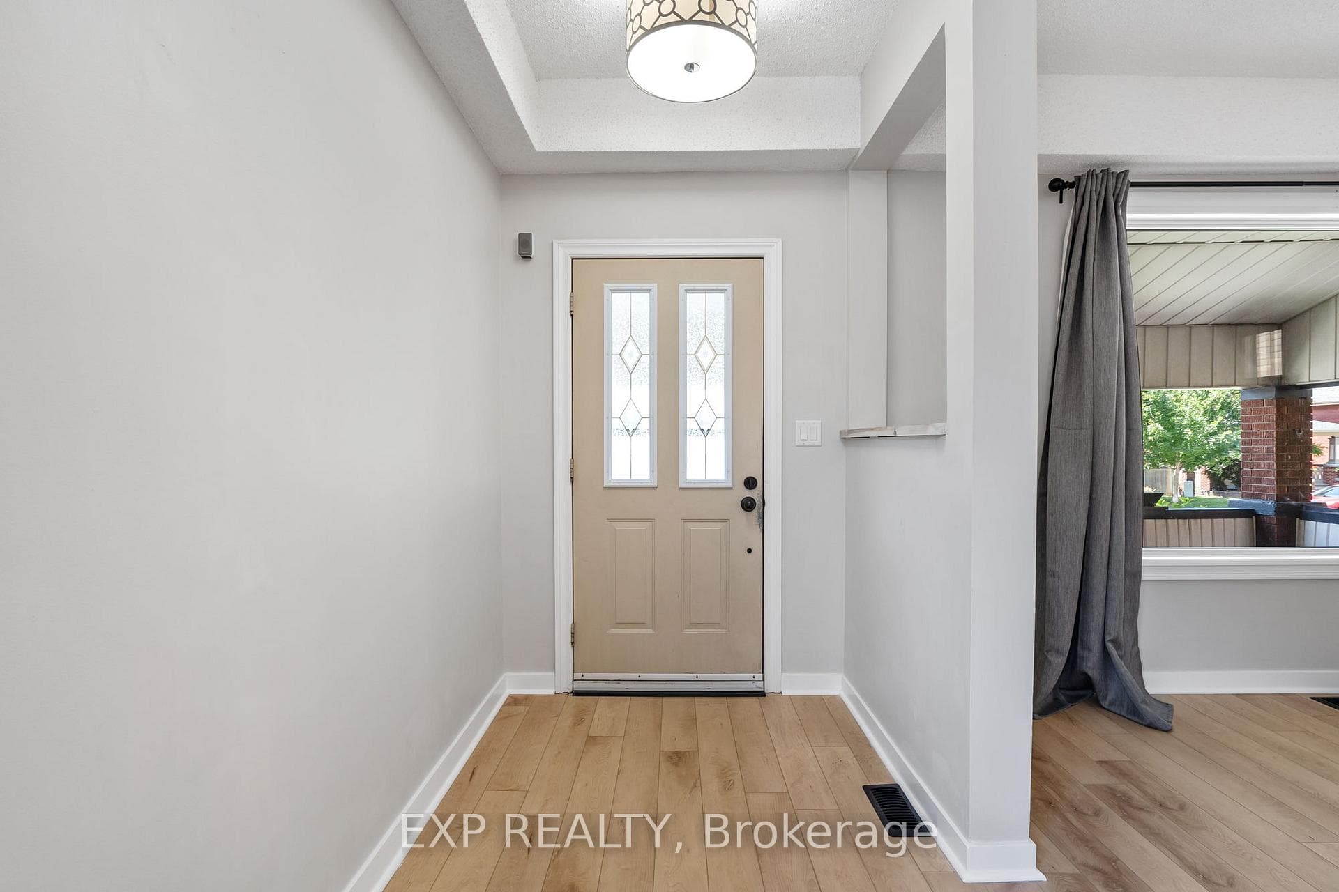 318 Ashland Avenue Unit 1 photo 4