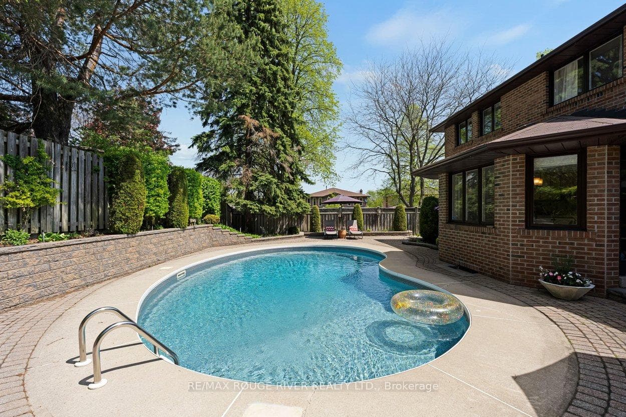 1 Brigadier Place photo 44