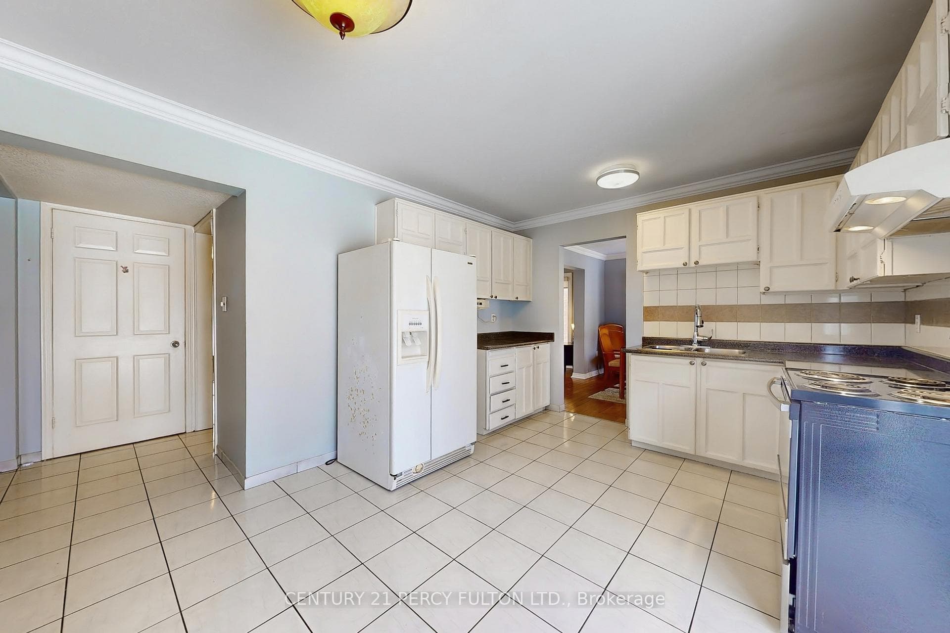 1813 Bronte Square photo 19