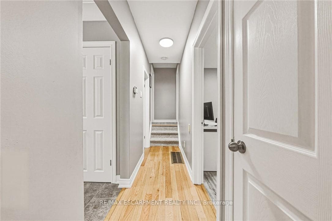 1208 HOMEWOOD Drive photo 10