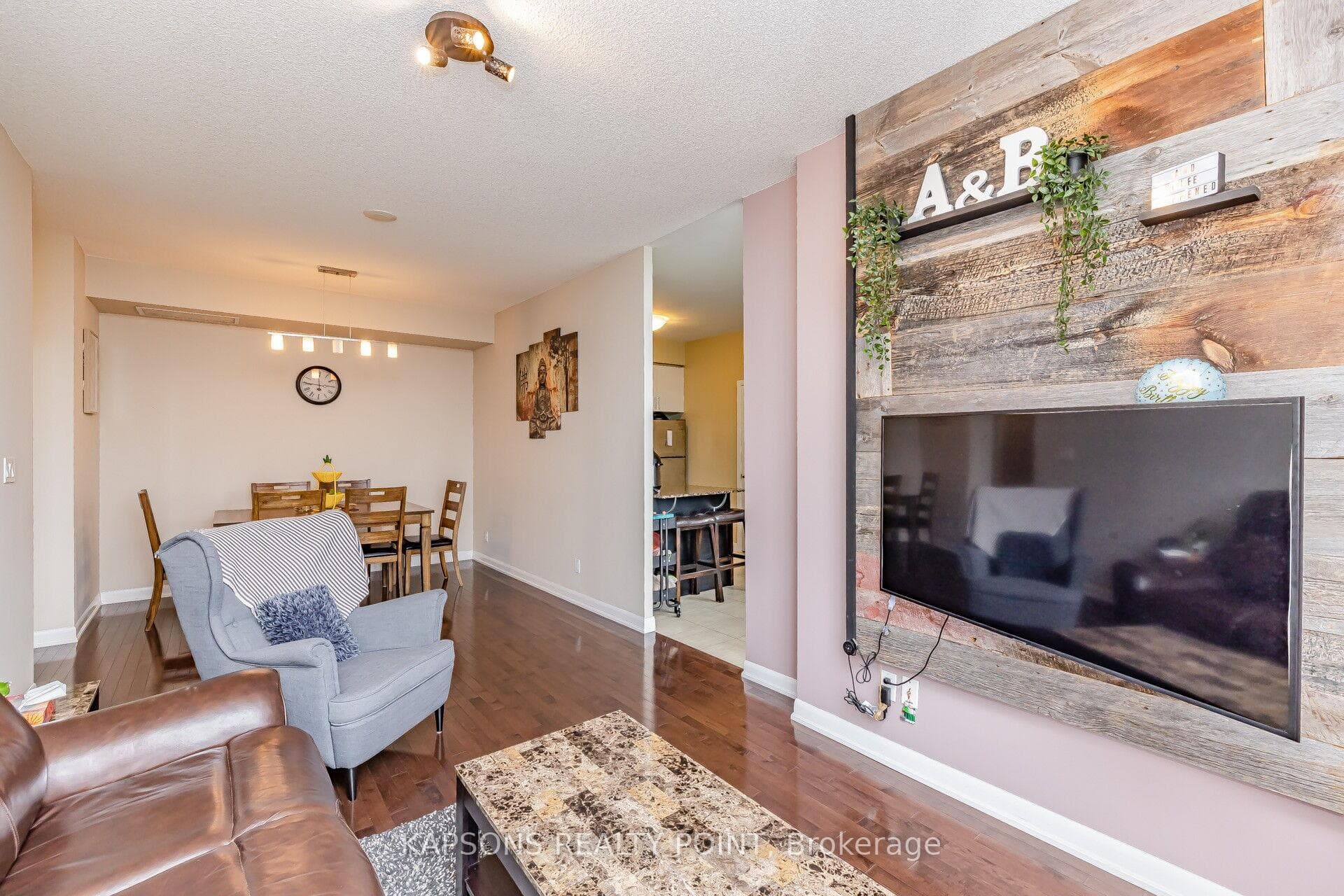 5791 Yonge Street Unit PH 105 photo 4