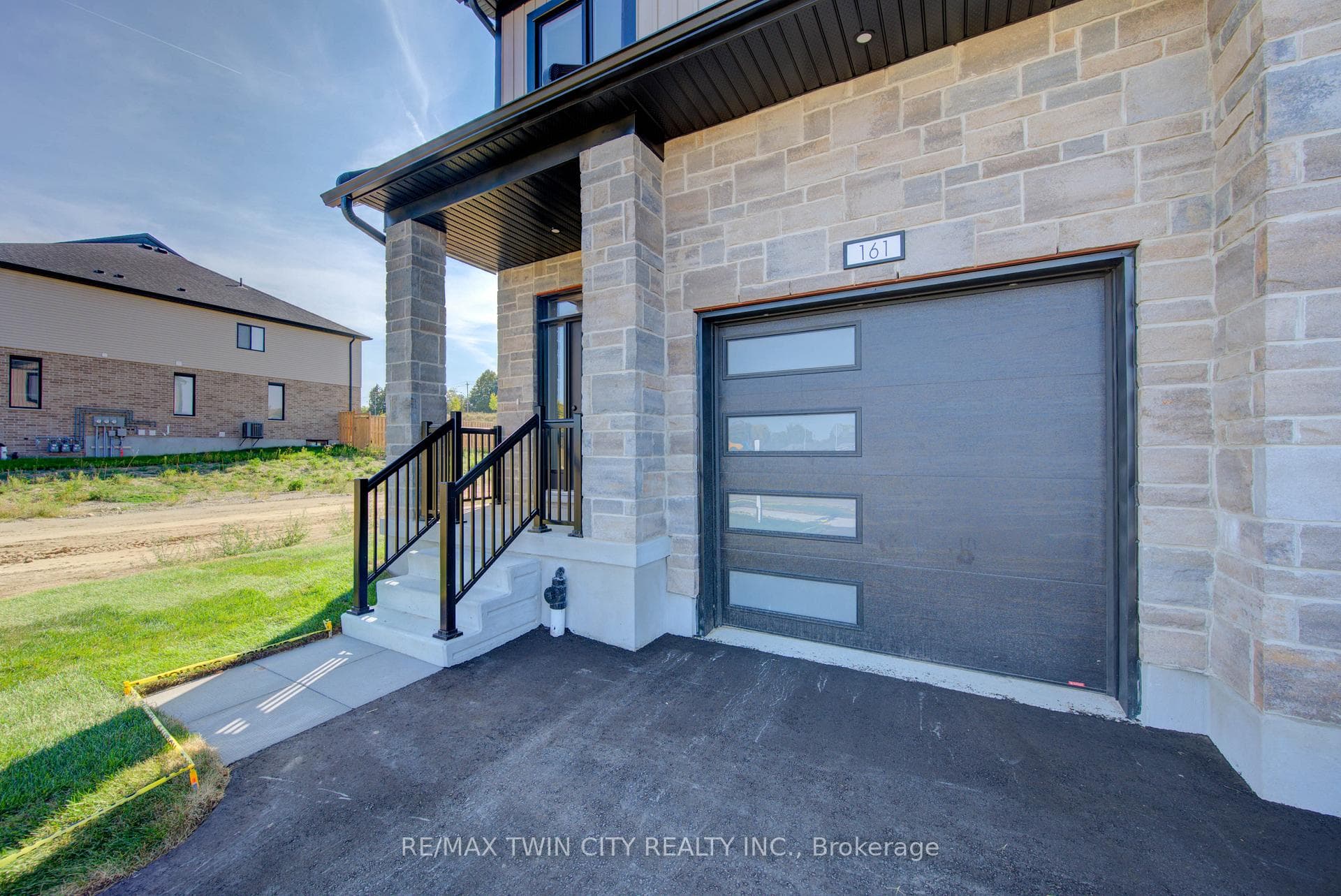 161 Dunnigan Drive photo 3