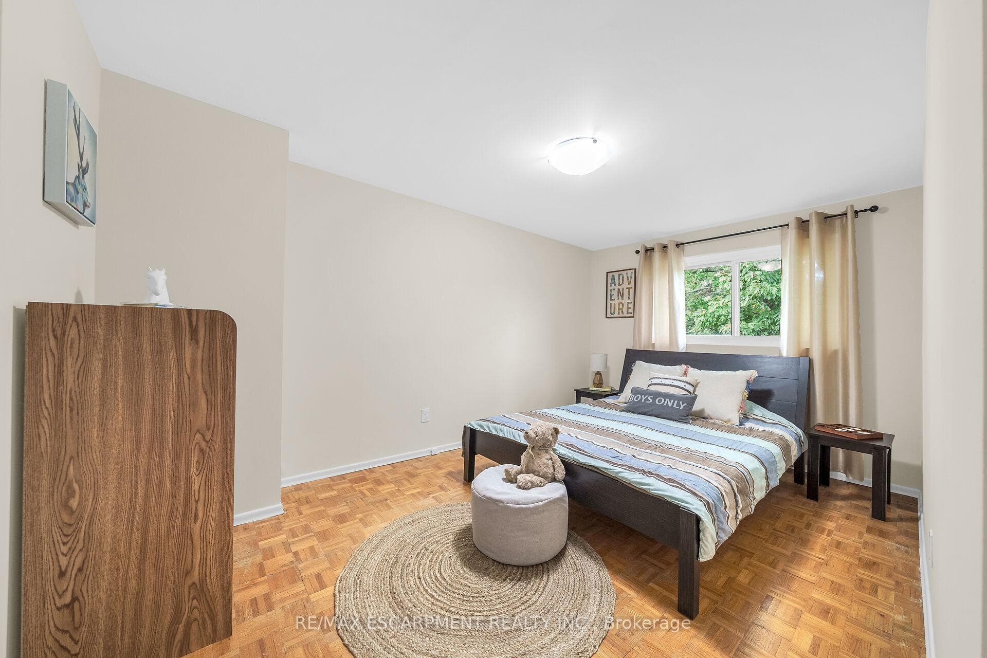 16 BOON Court photo 12